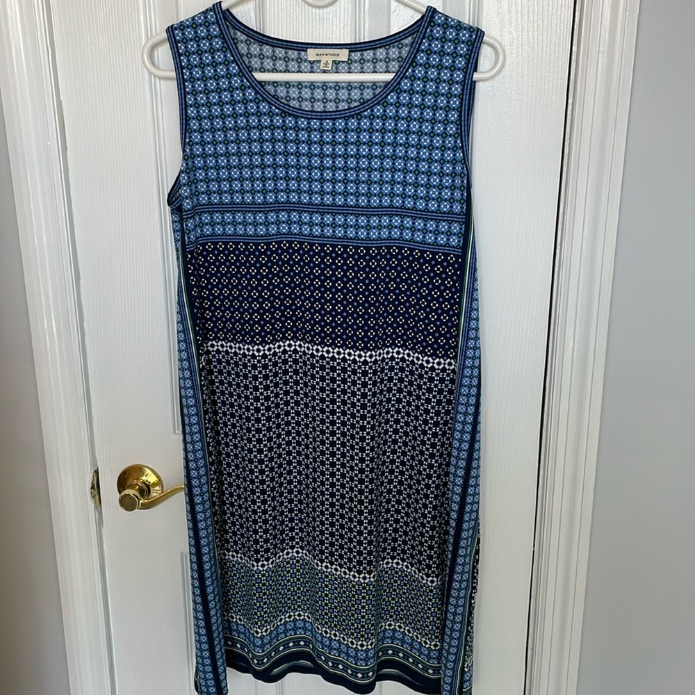 Max Studio Geometric Patterned Shift Dress